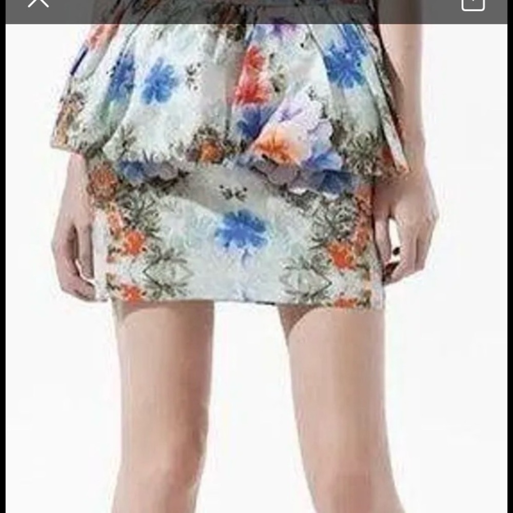 COPY - Zara floral print ruffled skirt
